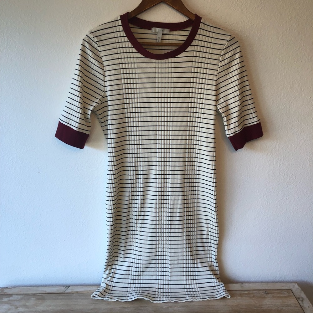 Joie Cream w/Black Stripes Maroon Collar and Sleeves Size XL